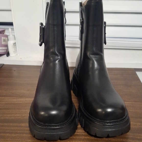 Black Rugged Sole Chunky Ankle Moto Boots with Buckle - Picture 2 of 9